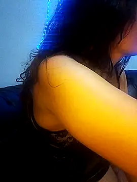 Snapshot of dulcefanny chatting on June 2026 01:28:02 AM dulcefanny online show from June 2026 01:28:02 AM