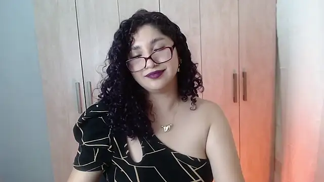 Gia Dior online show from October 2025 12:12:02 AM