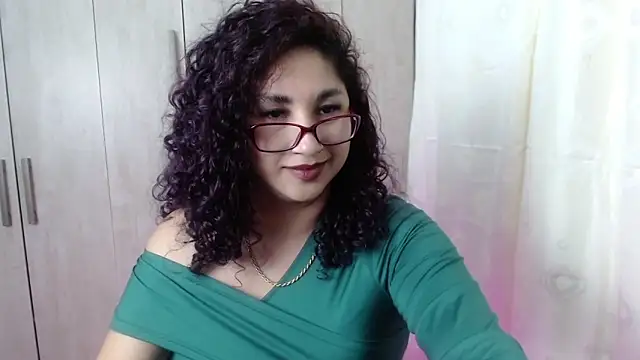 Gia Dior online show from November 2025 11:58:02 PM