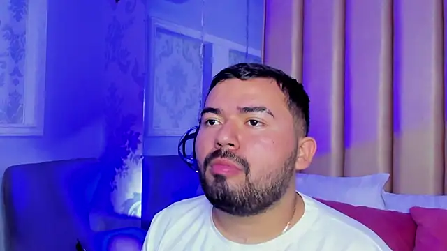 SoyGaelOso online show from October 2025 07:33:02 PM