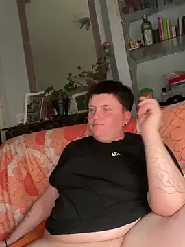 Snapshot of captaine_pioupiou chatting on October 2025 03:34:04 PM captaine pioupiou online show from October 2025 03:34:04 PM