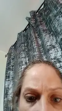 Snapshot of curvybabe88 chatting on November 2025 06:40:01 PM curvybabe88 online show from November 2025 06:40:01 PM