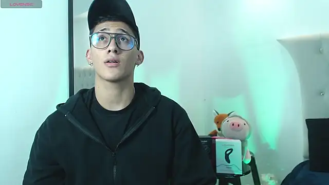 SalvadorFit online show from February 2026 08:24:02 PM