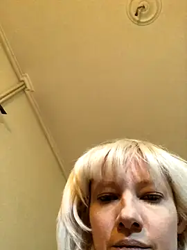 juliaoneandonly online show from October 2025 09:42:01 AM