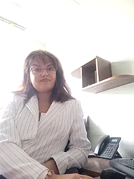 Snapshot of ValeriaLove43211 chatting on October 2025 09:46:02 AM ValeriaLove43211 online show from October 2025 09:46:02 AM