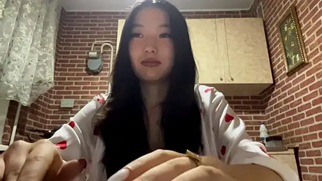 Snapshot of EmmaLeexth chatting on September 2025 05:03:02 PM EmmaLeexth online show from September 2025 05:03:02 PM