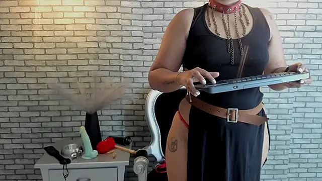 Snapshot of BDSM_MEDUZA chatting on September 2025 12:17:02 PM BDSM MEDUZA online show from September 2025 12:17:02 PM