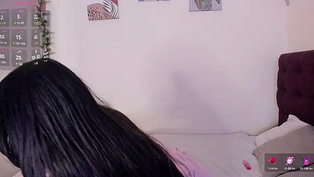 Dulcee 1 online show from February 2026 11:14:02 AM