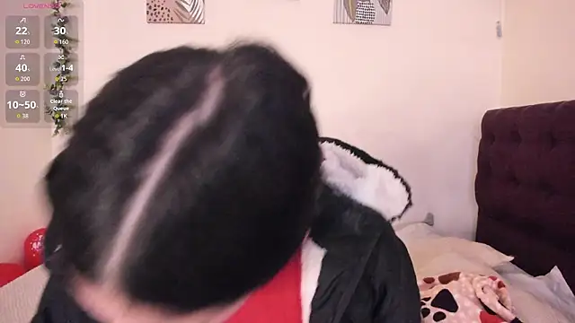 Dulcee 1 online show from March 2026 11:15:02 AM