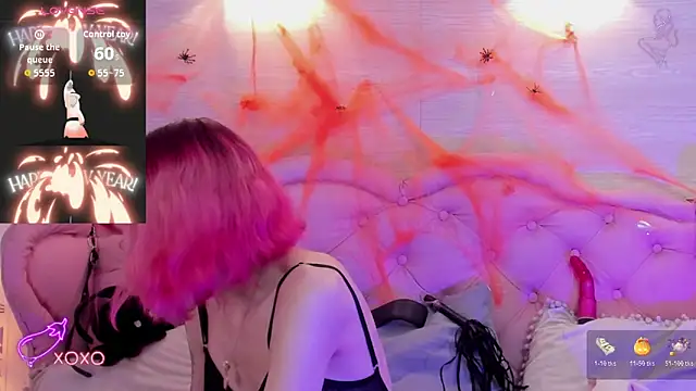 Rossiie Hunt  online show from October 2025 06:30:02 PM