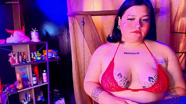 Miilaa    online show from November 2025 12:48:02 PM