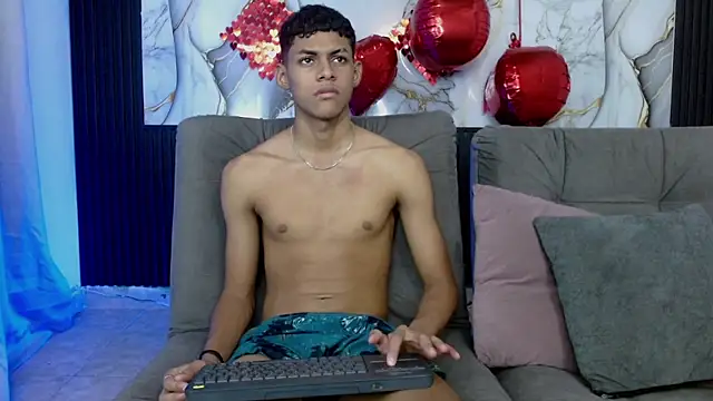 deivid bigcock1 online show from September 2025 12:48:02 AM