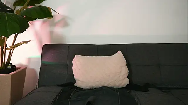 Snapshot of chrizmacgregor chatting on July 2026 02:22:02 AM chrizmacgregor online show from July 2026 02:22:02 AM