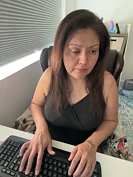 sw33th3art online show from February 2026 05:35:01 PM