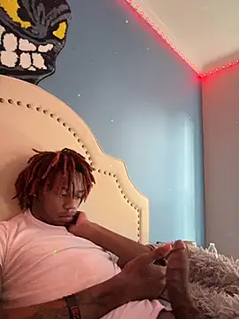 Snapshot of Zayinc chatting on October 2025 12:47:01 PM Zayinc online show from October 2025 12:47:01 PM