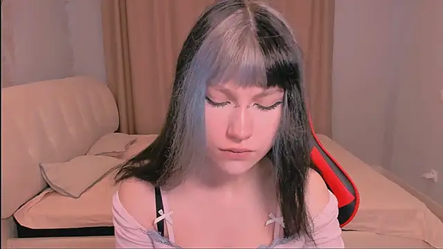 Sasha Garcia online show from September 2025 05:23:01 AM