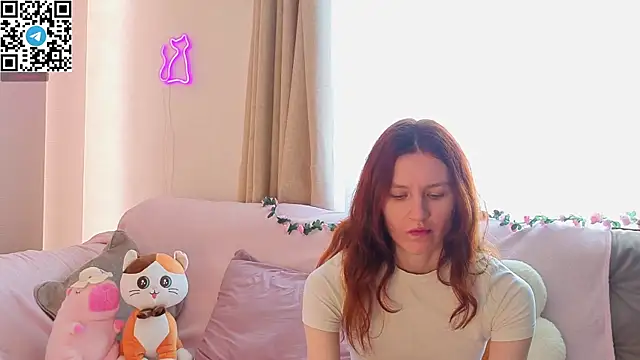 Snapshot of Little_rosy chatting on June 2026 04:28:01 AM Little rosy online show from June 2026 04:28:01 AM