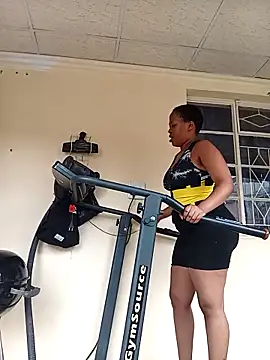 BubblyBeautiful online show from November 2025 12:29:02 PM