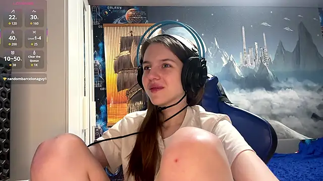 Elira Breeze online show from April 2026 05:26:02 PM