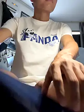 leeyoung  online show from October 2025 09:18:01 AM