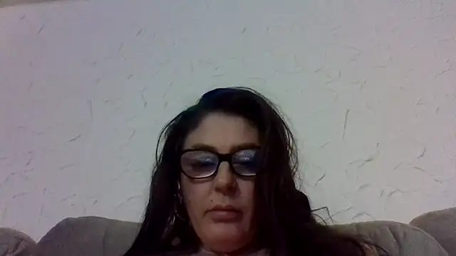 Rileyxxx69 online show from December 2025 10:18:02 PM