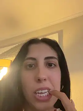 Snapshot of LunaVelvet- chatting on October 2025 01:10:01 PM LunaVelvet- online show from October 2025 01:10:01 PM