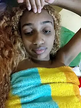 Snapshot of Barbiefox24 chatting on May 2026 07:28:02 AM Barbiefox24 online show from May 2026 07:28:02 AM