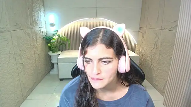 dany r  online show from March 2026 12:54:01 PM