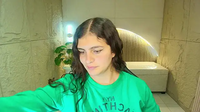 dany r  online show from April 2026 12:39:02 PM