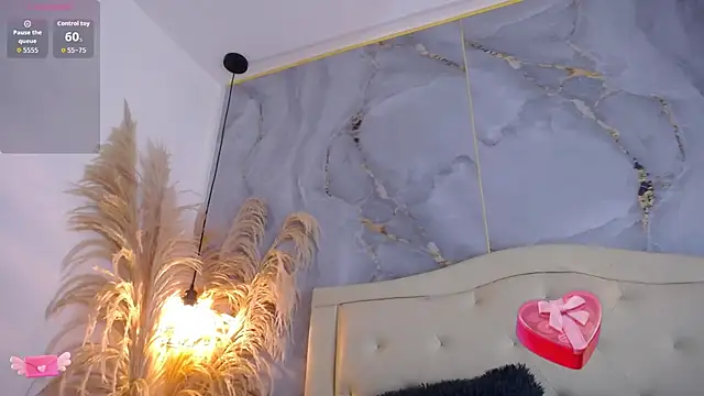 Samy moore14 online show from November 2025 01:54:02 PM