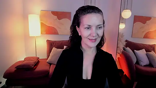 Irene Marlow online show from October 2025 01:34:02 PM