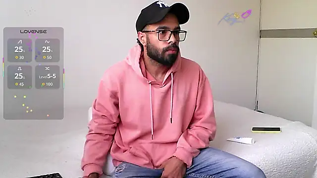 htrebor87 online show from February 2026 05:43:02 PM