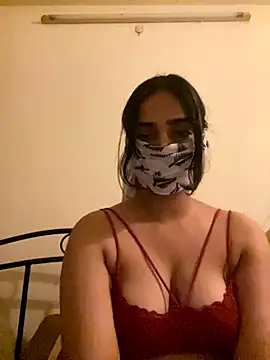 COCO LOVE18 online show from September 2025 07:16:01 PM