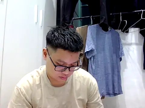 loveninja online show from March 2026 12:44:01 PM