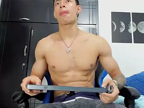 Snapshot of jey_cox23 chatting on September 2025 11:26:01 AM jey cox23 online show from September 2025 11:26:01 AM