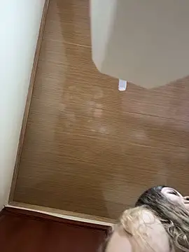 Aphrill online show from March 2026 08:57:02 PM