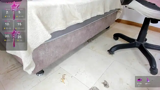 ZOE ROSE4 online show from October 2025 08:05:02 PM