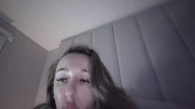 Scotishminx25 online show from September 2025 12:49:01 AM