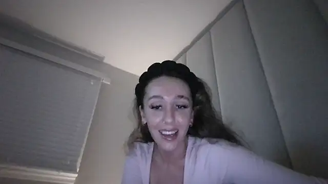 Scotishminx25 online show from September 2025 08:47:02 PM