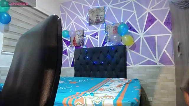 Brittany and wizkhal online show from October 2025 05:27:02 AM