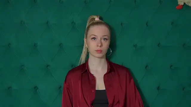 MiaGraces online show from December 2025 05:24:02 AM