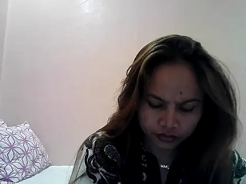 Amarrahlyn online show from October 2025 09:50:02 AM