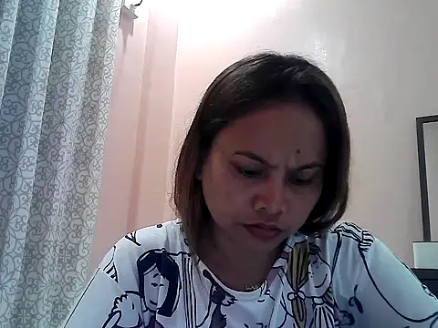 Amarrahlyn online show from November 2025 09:47:01 PM