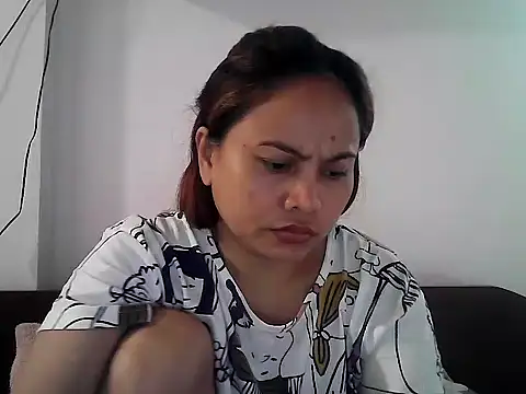 Amarrahlyn online show from December 2025 11:46:02 PM