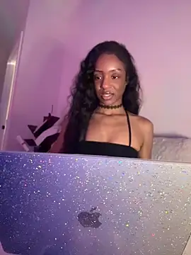 LoveDreaux online show from May 2026 02:28:01 AM