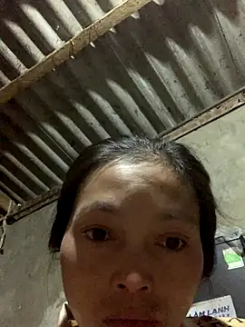 Halyy xx online show from October 2025 11:05:01 PM