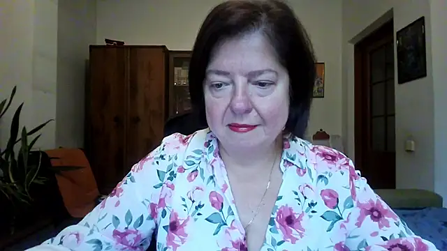 Violet Pulse online show from November 2025 12:40:02 PM