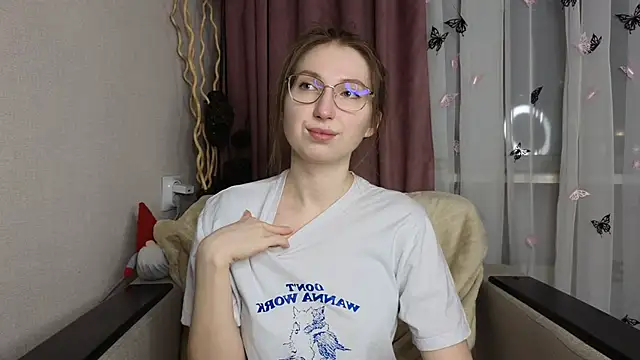 DaliaRadtke online show from March 2026 07:18:02 PM