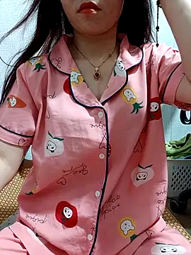Snapshot of Minssara20 chatting on September 2025 04:16:01 AM Minssara20 online show from September 2025 04:16:01 AM