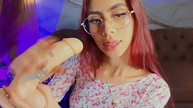 mia tf online show from November 2025 02:06:01 PM